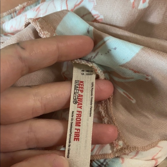 FREE PEOPLE LINE UP FLORAL CAMI - Picture 4 of 6